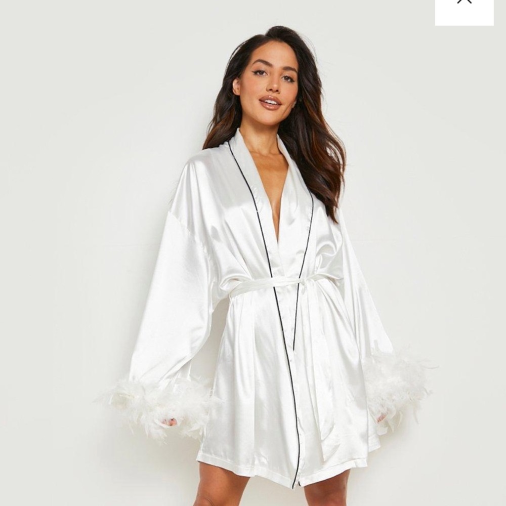Bride Robe - Picture 2 of 4